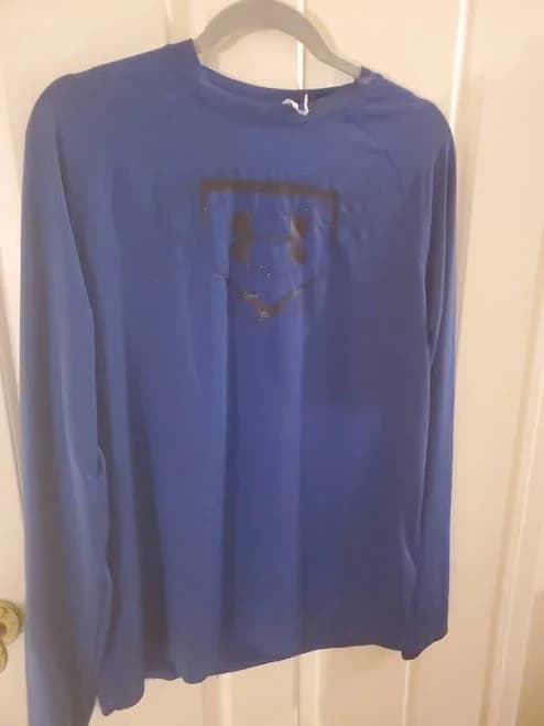 Under Armour Mens Medium Long Sleeve Blue Shirt W Black Emblem Very Gd