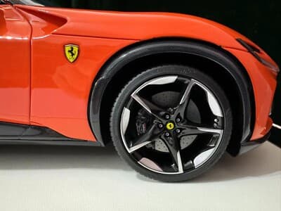 Runner Model 1/18 Ferrari Purosangue in Orange Resin Sealed | eBay