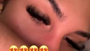 Amazon.com: B&Q Fluffy Lash Clusters Kit 100D+200D Dramatic Eyelash Clusters Kit 10-18MM 0.05MM Wispy Lash Thick Volume DIY Individual Lashes 3D Mega Eye Lashes Suitable for Beginners at Home(KIT-100D+200D) : Beauty &