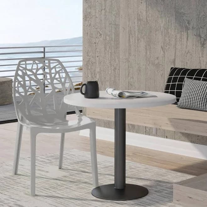 Leisuremod Cornelia Modern Dining Chair
