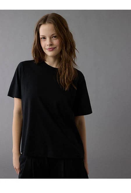 AE Women's Everyday Luxe Relaxed T-Shirt