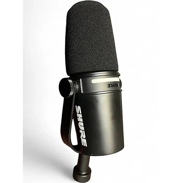 SHURE MV7 Podcast Microphone