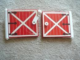 FISHER PRICE LITTLE PEOPLE Vintage PAIR DOORS for FARM PLAYSET BARB - GOOD | eBay