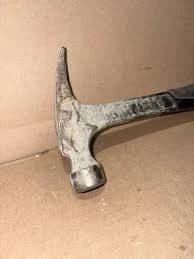 Husky Claw Hammer All Steel Construction w/ Rubber Handle Magnetic Nail Holding