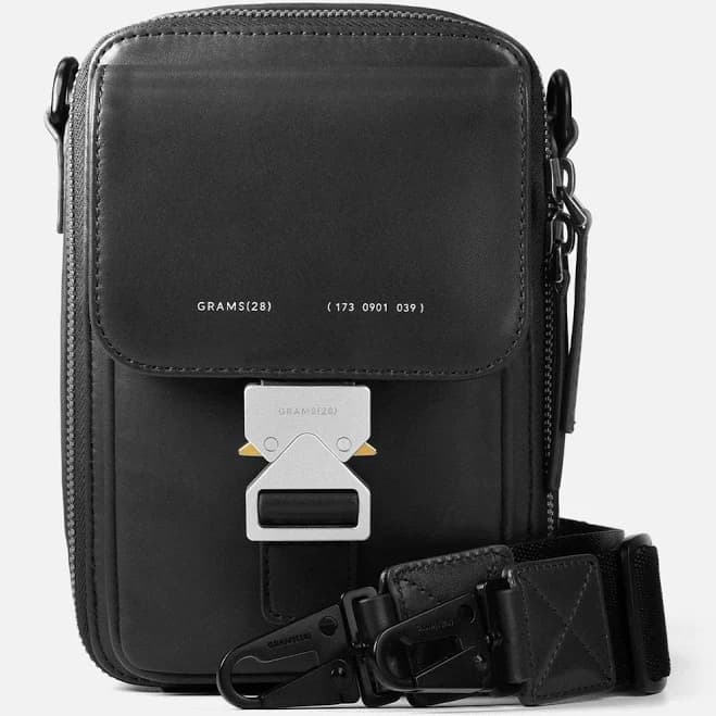 Men's Minimalist Compact Leather Crossbody Bag